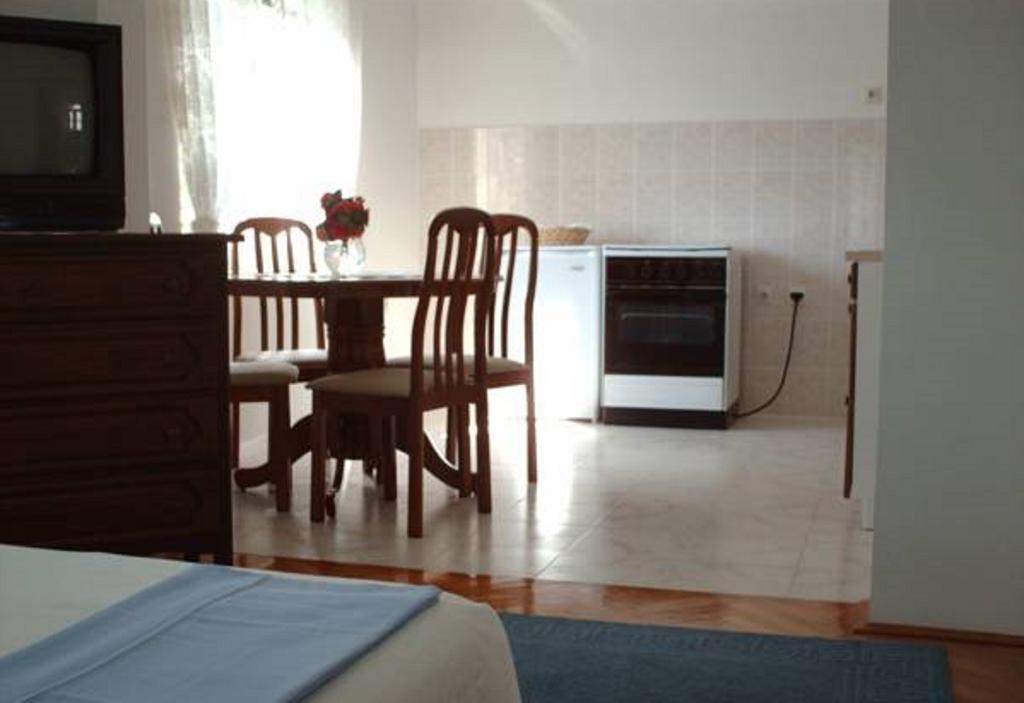 Apartment Ruzica Krstic Herceg Novi Kamer foto