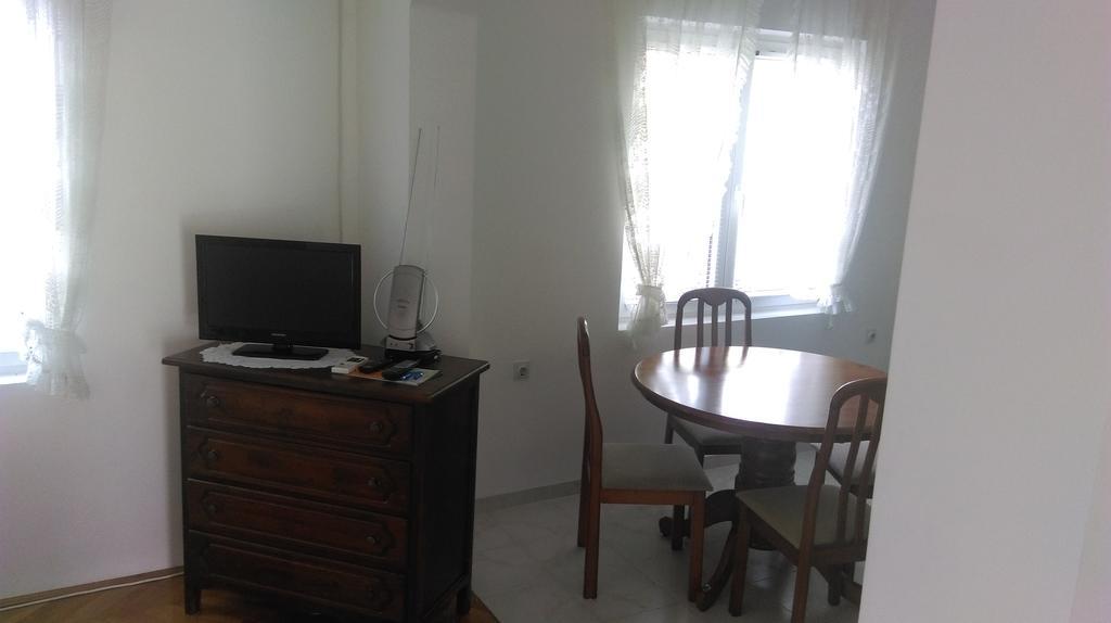 Apartment Ruzica Krstic Herceg Novi Buitenkant foto