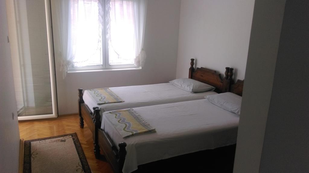 Apartment Ruzica Krstic Herceg Novi Buitenkant foto