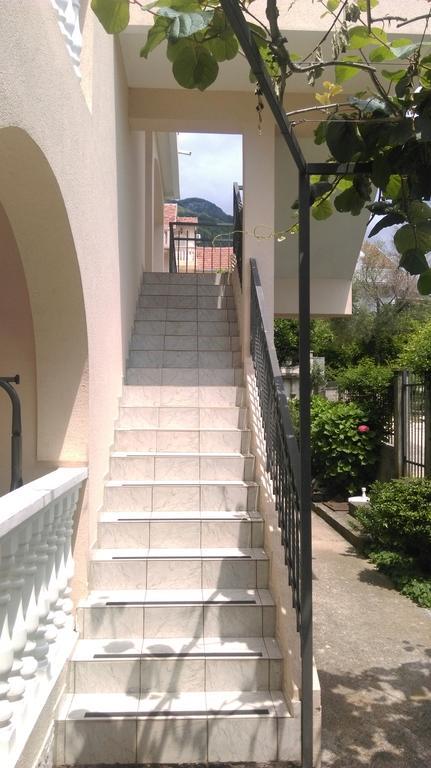 Apartment Ruzica Krstic Herceg Novi Buitenkant foto