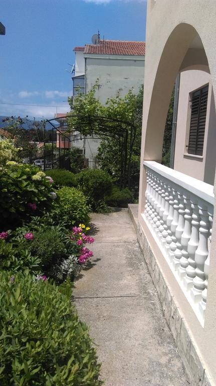 Apartment Ruzica Krstic Herceg Novi Buitenkant foto