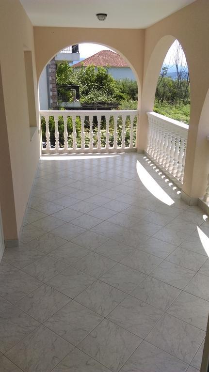 Apartment Ruzica Krstic Herceg Novi Buitenkant foto